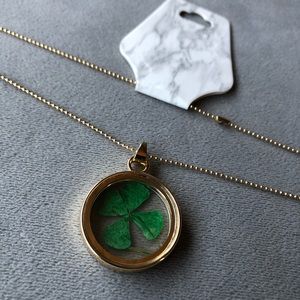 Four Leaf Clover Pendant ~ NWT